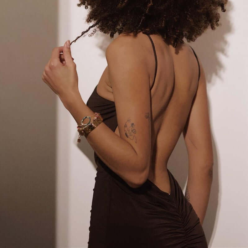 Shop at Artephi for a stunning Elegant Halterneck Evening Gown | Sleeveless Long Dress! Discover the epitome of elegance with our Sleeveless Halterneck Evening Gown, perfect for upscale events, weddings, proms, and romantic dates. now only โฑ550.00.